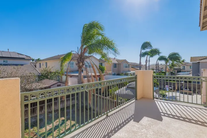 6852 Cedar Creek Road, Eastvale, California 92880