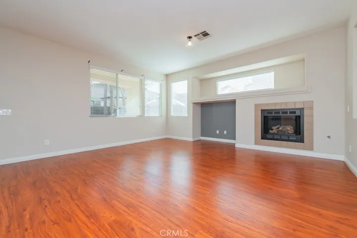 6852 Cedar Creek Road, Eastvale, California 92880