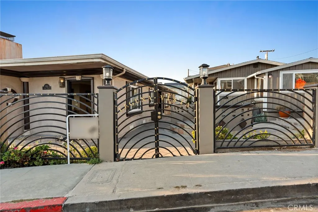 150 Cress Street, Laguna Beach, California 92651 home-pic-2