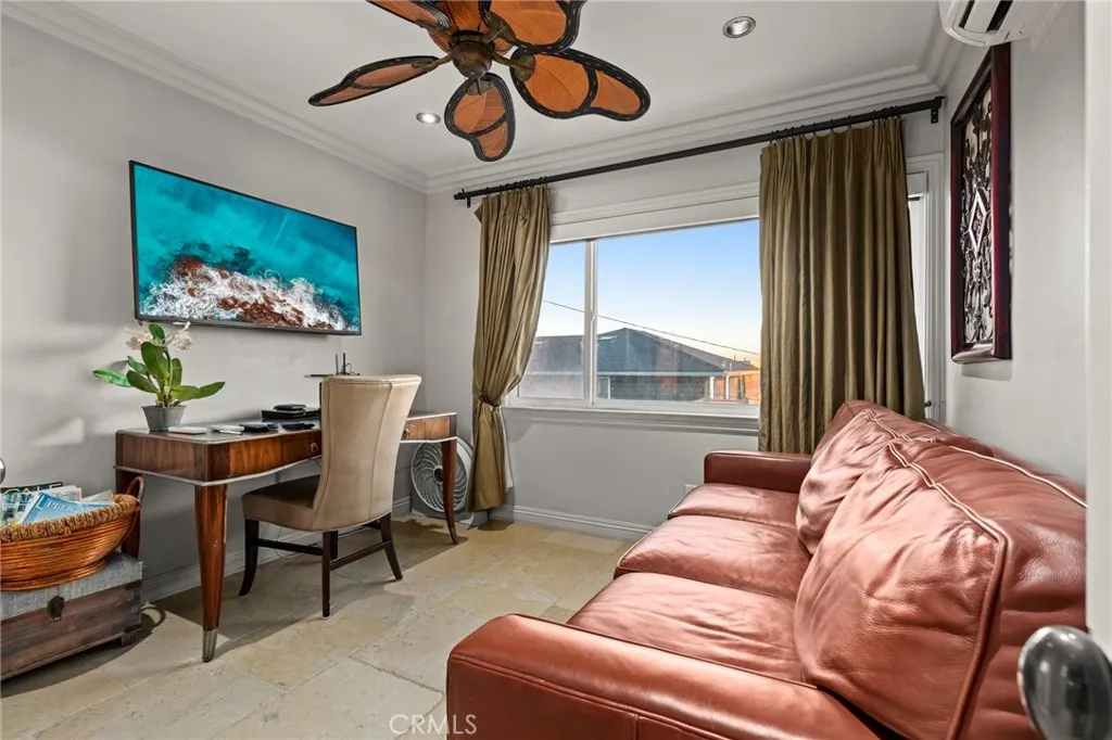 150 Cress Street, Laguna Beach, California 92651 home-pic-36