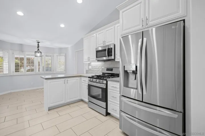 2524 Camino De Los Aves, Alpine, California 91901