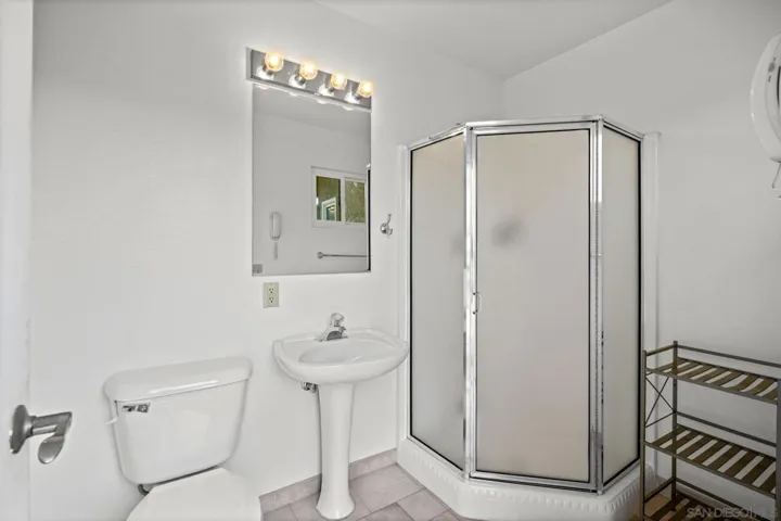 2524 Camino De Los Aves, Alpine, California 91901