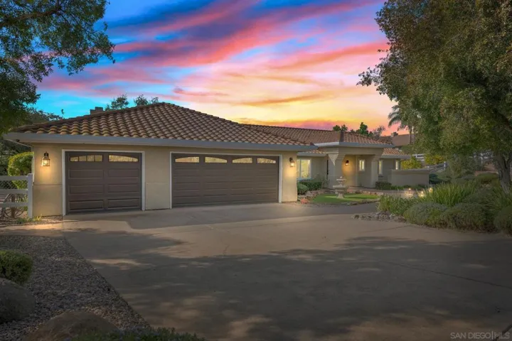 2524 Camino De Los Aves, Alpine, California 91901