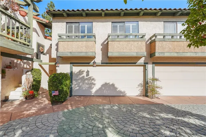 2 car garage with direct entry