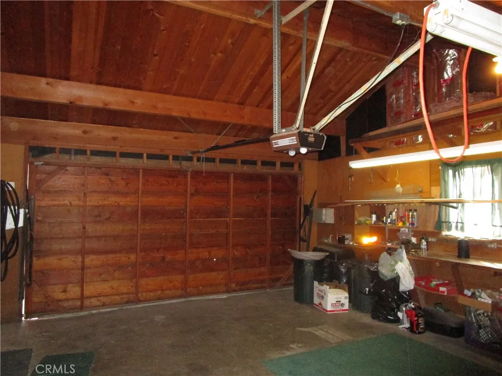 2440 Spruce Drive, Arrowbear, California 92382 home-pic-40