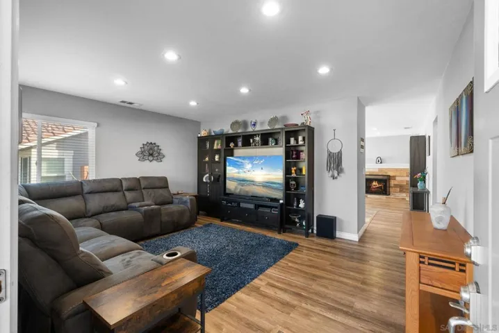 6503 Plaza Ridge Rd, San Diego, California 92114
