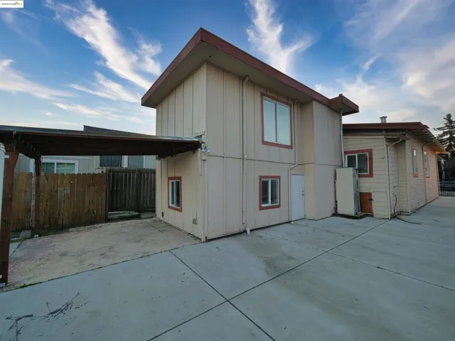 2031 81st Ave, Oakland, California 94621