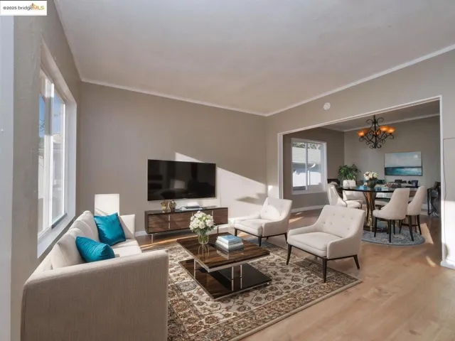 2031 81st Ave, Oakland, California 94621