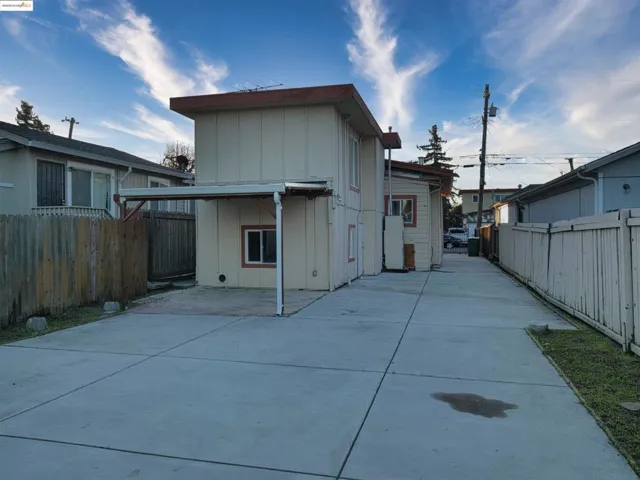 2031 81st Ave, Oakland, California 94621