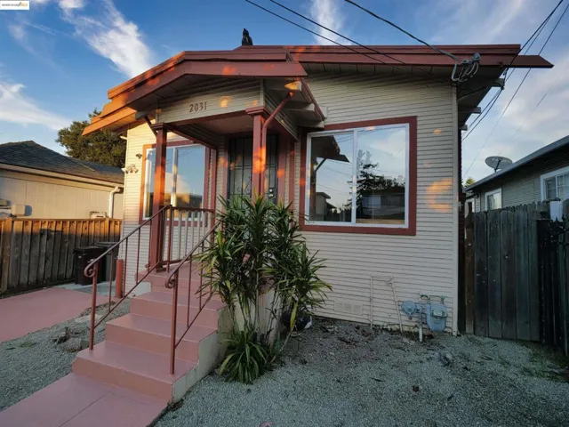 2031 81st Ave, Oakland, California 94621