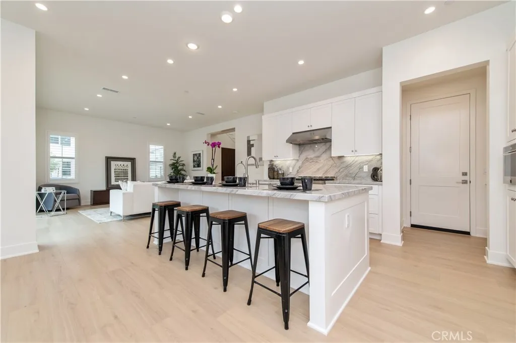 123 Eversedge, Irvine, California 92618 home-pic-10