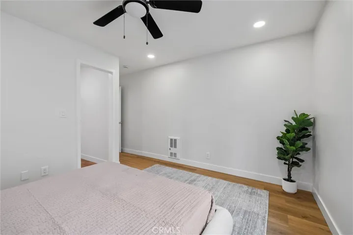 Remodeled Master + huge walk in