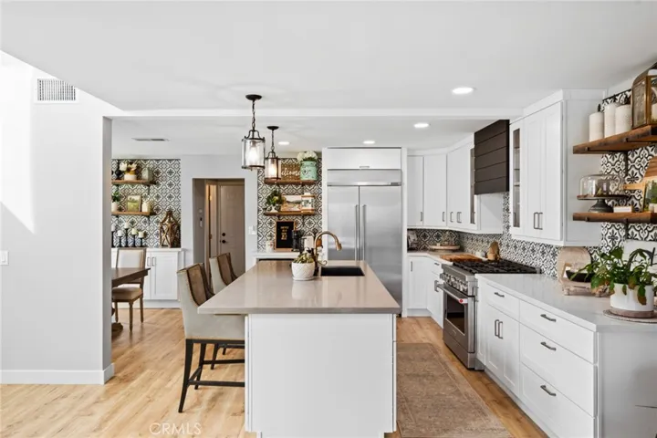 6086 E Silverspur Trail, Anaheim Hills, California 92807