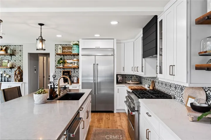 6086 E Silverspur Trail, Anaheim Hills, California 92807