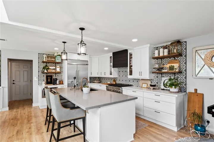 6086 E Silverspur Trail, Anaheim Hills, California 92807