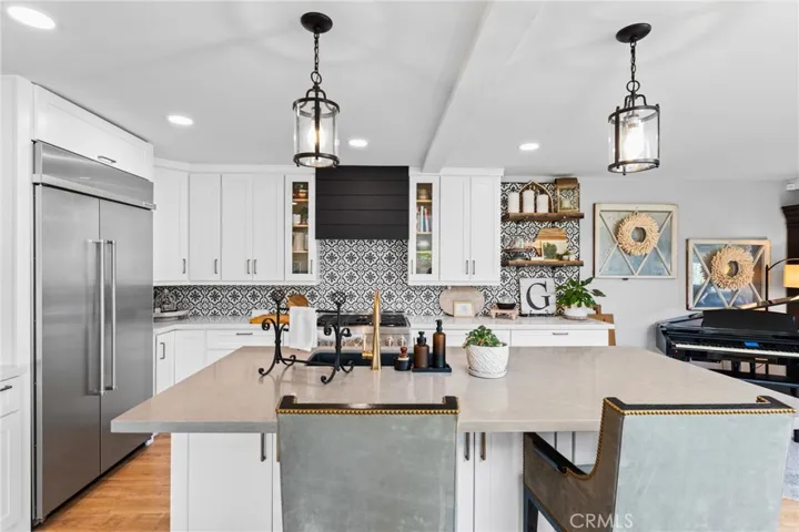 6086 E Silverspur Trail, Anaheim Hills, California 92807