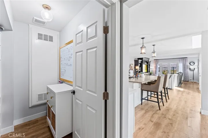 6086 E Silverspur Trail, Anaheim Hills, California 92807