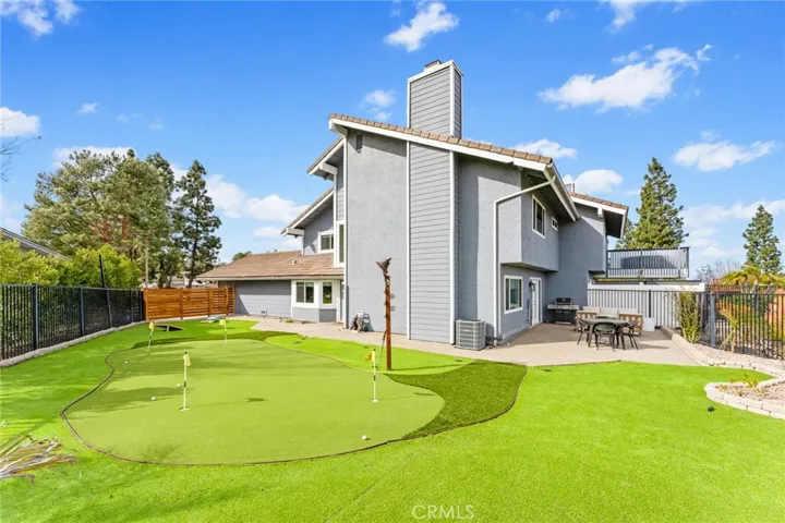 6086 E Silverspur Trail, Anaheim Hills, California 92807