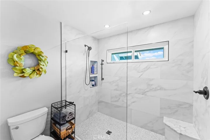 6086 E Silverspur Trail, Anaheim Hills, California 92807