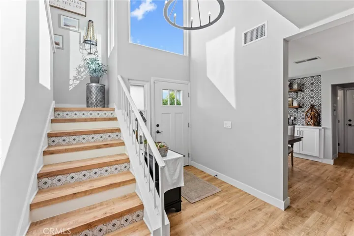 6086 E Silverspur Trail, Anaheim Hills, California 92807
