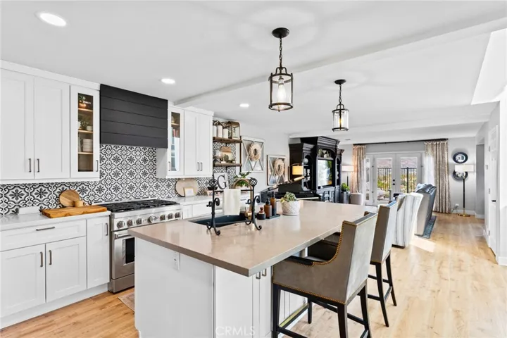 6086 E Silverspur Trail, Anaheim Hills, California 92807