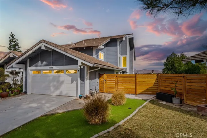 6086 E Silverspur Trail, Anaheim Hills, California 92807