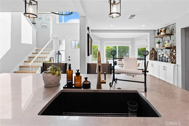 6086 E Silverspur Trail, Anaheim Hills, California 92807
