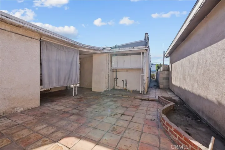 619 Elm Avenue, Inglewood, California 90301