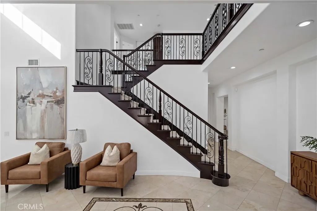 18665 Seabiscuit Run, Yorba Linda, California 92886 home-pic-11