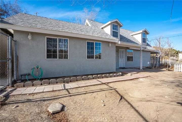 3481 1/2 Pipeline Road, Pinon Hills, California 92372