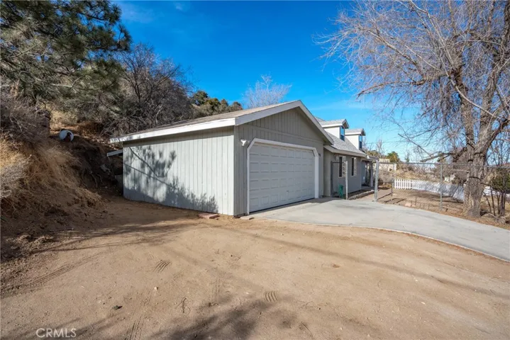 3481 1/2 Pipeline Road, Pinon Hills, California 92372