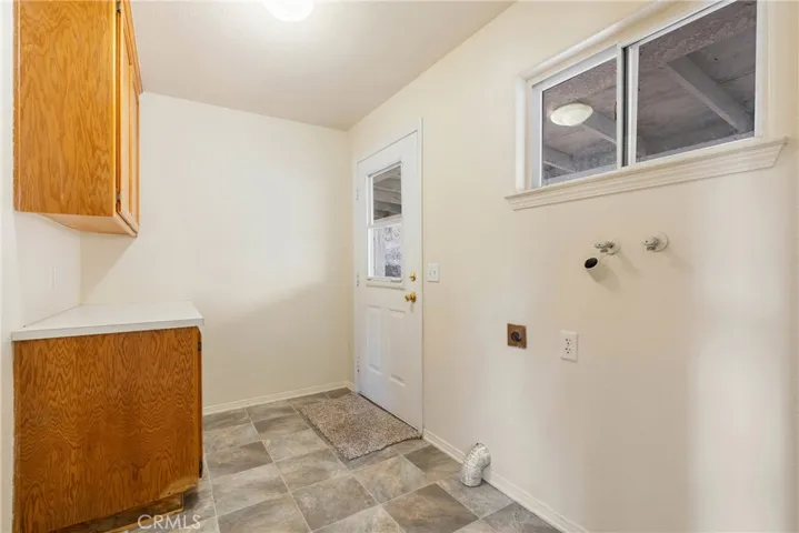 3481 1/2 Pipeline Road, Pinon Hills, California 92372