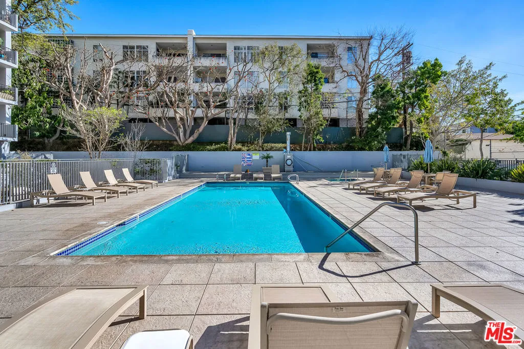 10450 Wilshire Boulevard 3g, Los Angeles, California 90024 home-pic-14