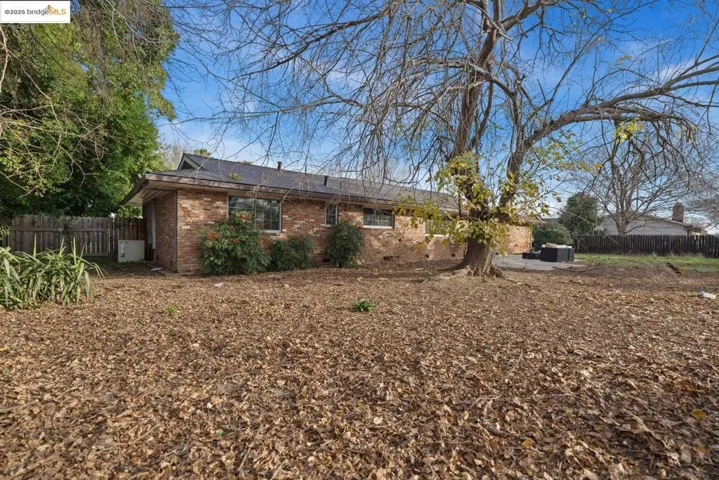 1132 Speckert Ln, Yuba City, California 95991