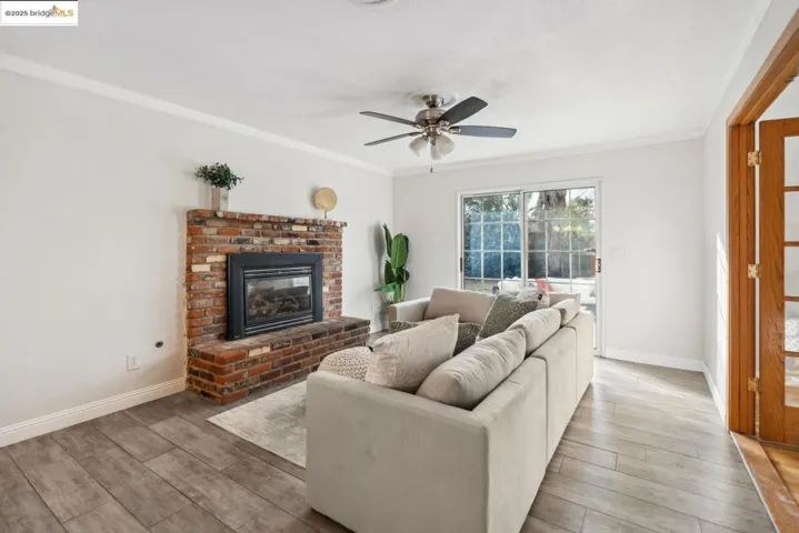 1132 Speckert Ln, Yuba City, California 95991