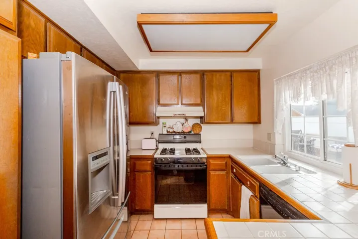 12562 Shadowbrook Street, Moreno Valley, California 92553