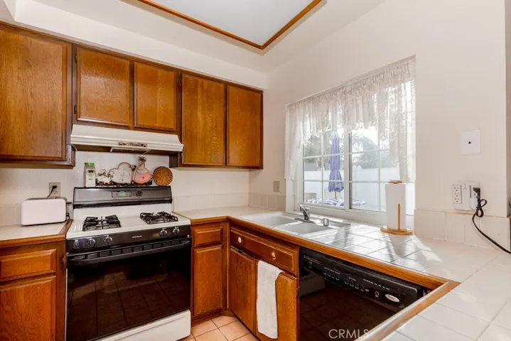12562 Shadowbrook Street, Moreno Valley, California 92553