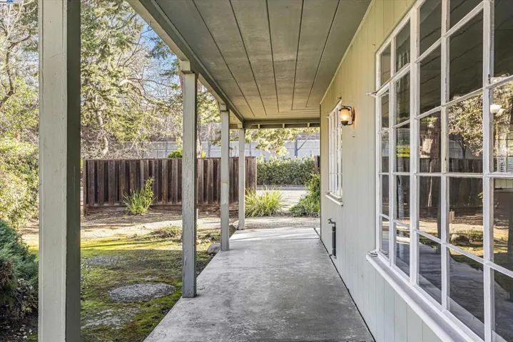 275 Lancaster Rd, Walnut Creek, California 94595