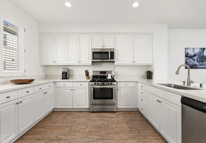 222 Bainbridge Web-10