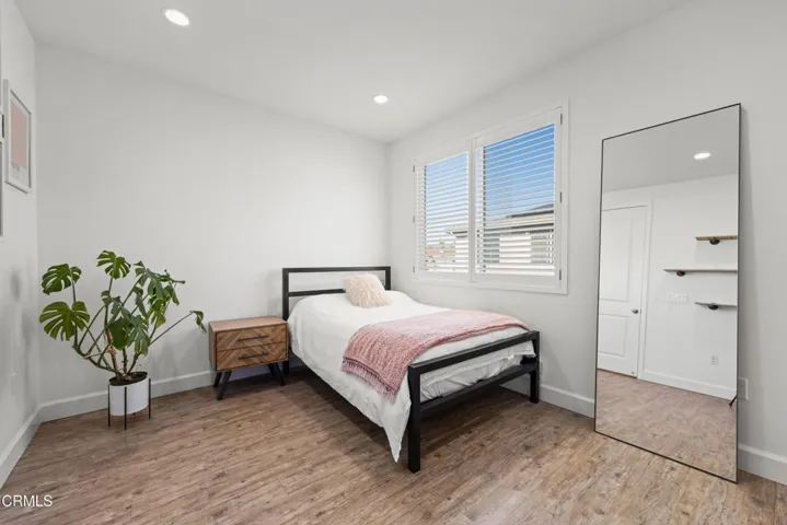 222 Bainbridge Web-15