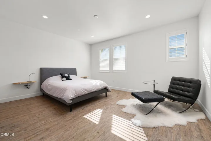 222 Bainbridge Web-13