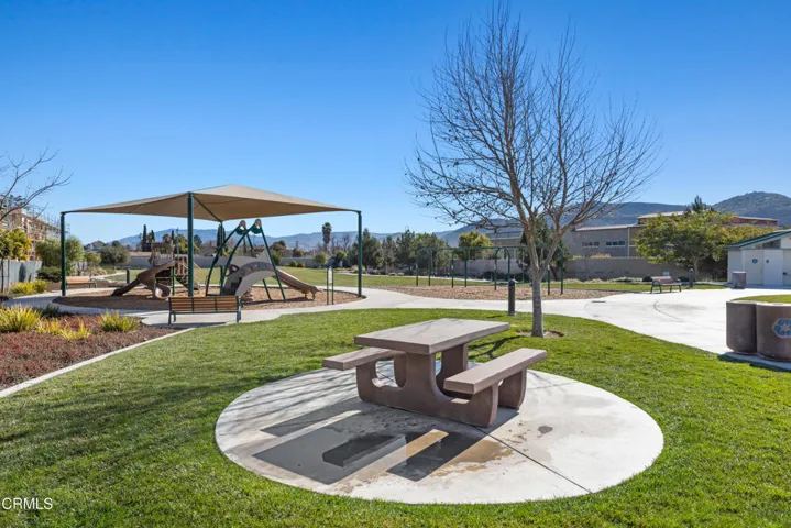222 Bainbridge Web-20