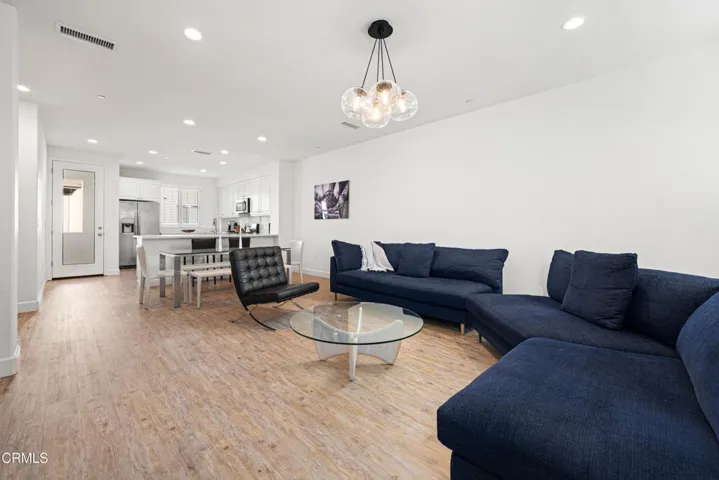 222 Bainbridge Web-12