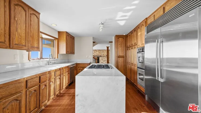 6461 Chartres Drive, Rancho Palos Verdes, California 90275