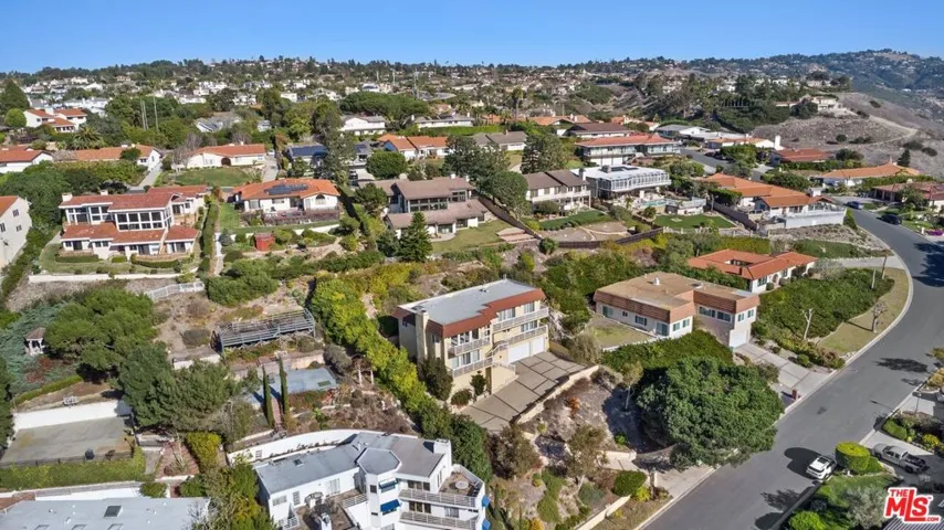 6461 Chartres Drive, Rancho Palos Verdes, California 90275