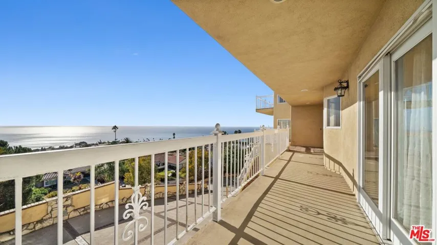 6461 Chartres Drive, Rancho Palos Verdes, California 90275