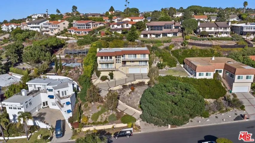 6461 Chartres Drive, Rancho Palos Verdes, California 90275