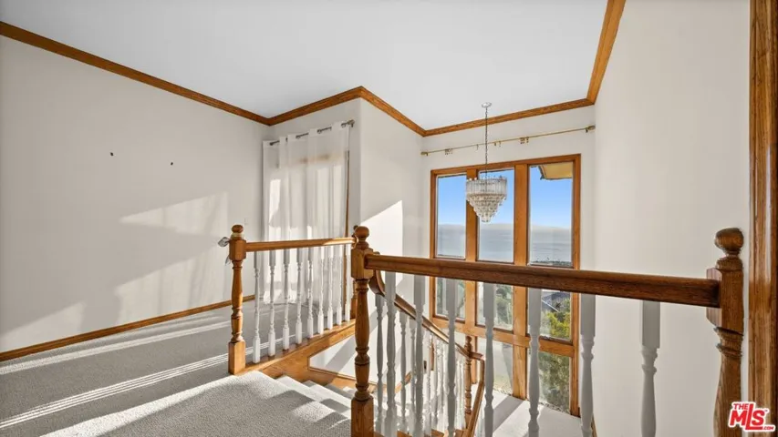 6461 Chartres Drive, Rancho Palos Verdes, California 90275