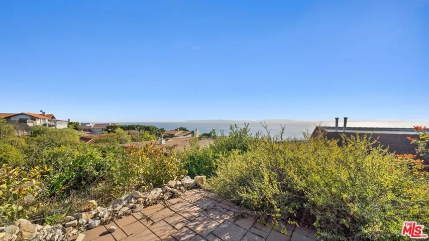 6461 Chartres Drive, Rancho Palos Verdes, California 90275