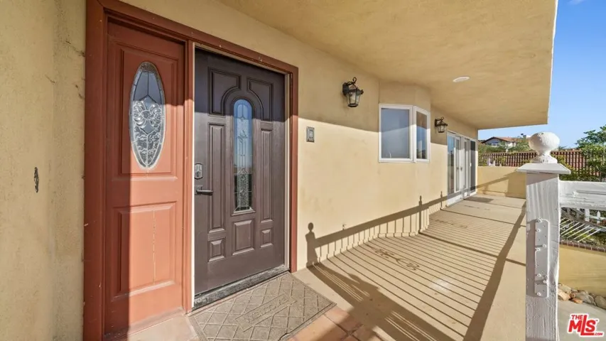 6461 Chartres Drive, Rancho Palos Verdes, California 90275